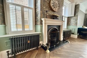 22' Dining Room/Sitting Room- click for photo gallery